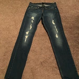 Levi’s distressed jeans
